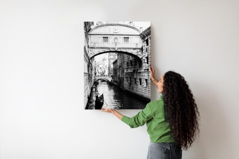 Plakat Gondola Na Czarno Białym Weneckim Kanale